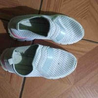 Zapatos deportivos cómodos image