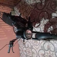 Motocicleta clásica en buen estado image