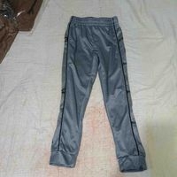 Pantalón deportivo gris image