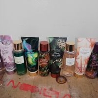 Aguas y cremas image