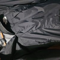 Chaqueta impermeable elegante image