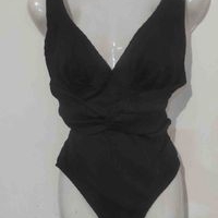 Elegantes trajes de baño nuevos 2x6000 colones ohh todos por 10,000 colones 🥰 image