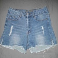 Shorts de mezclilla image