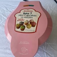 Sunbeam Cupcake Maker image