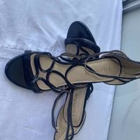 Sandalias elegantes Liliana image