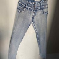 Jeans ajustados de mezclilla strech image