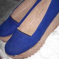 Zapatos de plataforma azul image