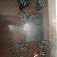 Consola PlayStation 2 con mandos image