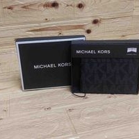 Billetera Michael Kors Nueva image