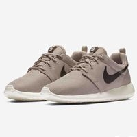 Tenis Nike Roshe RunTalla US 9 image