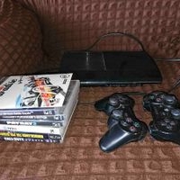 Consola PlayStation 3 con juegos image