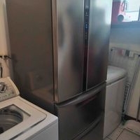 Refrigerador moderno de acero inoxidable image