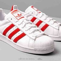 Tenis Adidas Superstar Clásicos image