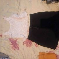 Conjunto Blusa y Falda Elegante image