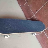 Patineta clásica resistente image