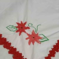 Mantel bordado floral image