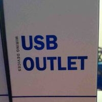 Elegante USB Outlet image