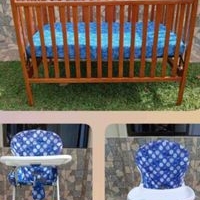 Cuna de madera y silla alta para bebé image