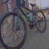 Bicicleta de montaña robusta image