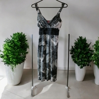 Vestido elegante estampado image
