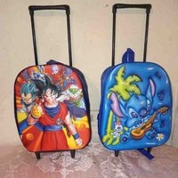 Bolso o mochila escolar image