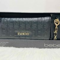 Elegante set de billetera y llavero Bebe image