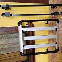 Canasta con racks para automóvil Canasta mide 90x78 material Aluminio Racks agarre de uña Prensa en la puerta material hierro sirve para varios tipo de carro precio 85 mil todo junto Todo nuevo image