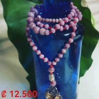 Collar de cuentas elegante image