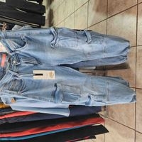 Jeans cargo modernos image