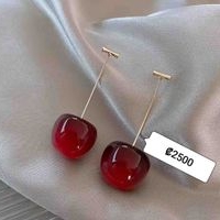 Elegantes Aretes de Cereza image