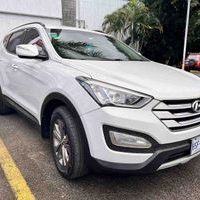 Hyundai Santa Fe SUV 2014 image