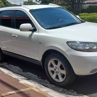 SUV Hyundai Santa Fe image