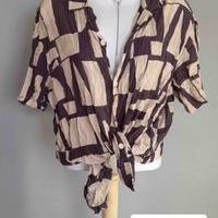 Camisa estampada moderna image