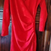Vestido rojo elegante image