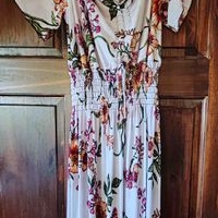 Vestido floral elegante image