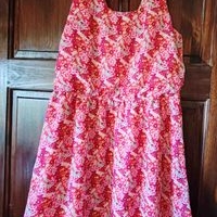 Vestido floral vibrante image