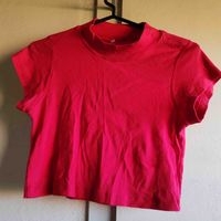Camiseta roja casual image
