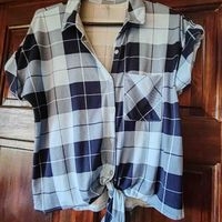 Camisa a cuadros moderna image