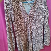 Blusa estampada elegante image