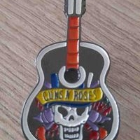 Pin de guitarra Guns N' Roses image