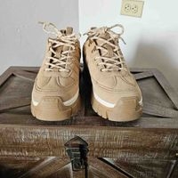 Zapatos casuales beige image
