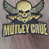 Pin Mötley Crüe image