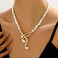 Elegante Collar de Perlas image