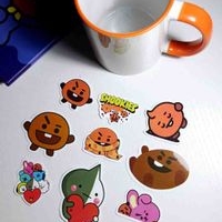Taza con diseño animado BT21 image