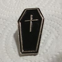 Pin de ataúd Místico image