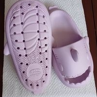 Pantuflas Tiburón Divertidas image