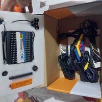 Conjunto de cámaras visión 360 gradosy pantallas de cabecera image