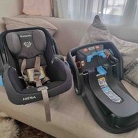 Uppababy Mesa con base image
