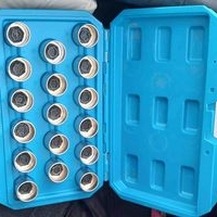 Juego de llaves de seguridad image