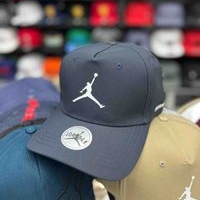 Gorra Jordan clásica image